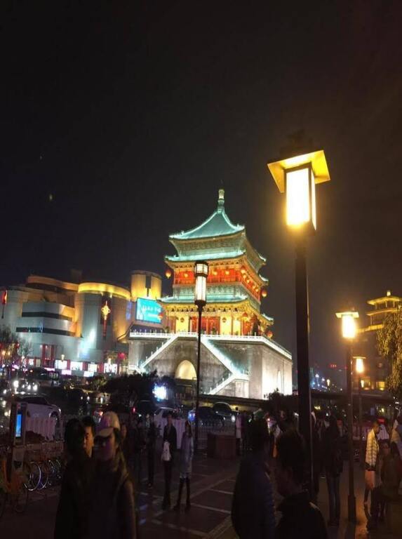 Сиань: Lu Ke Apartment Hotel- Xi'an