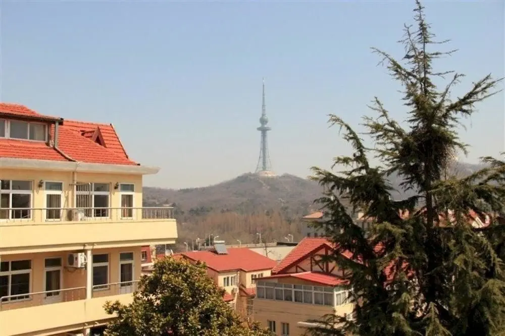 Циндао: Qindao Yongbao Garden Hotel