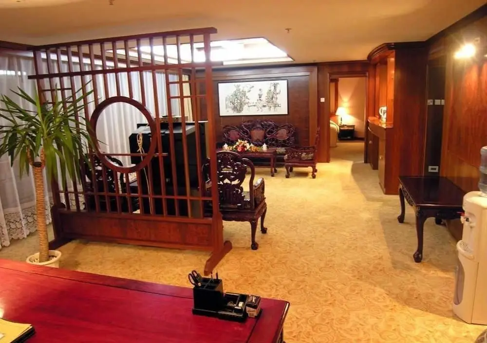 Циндао: Jianyin Hotel