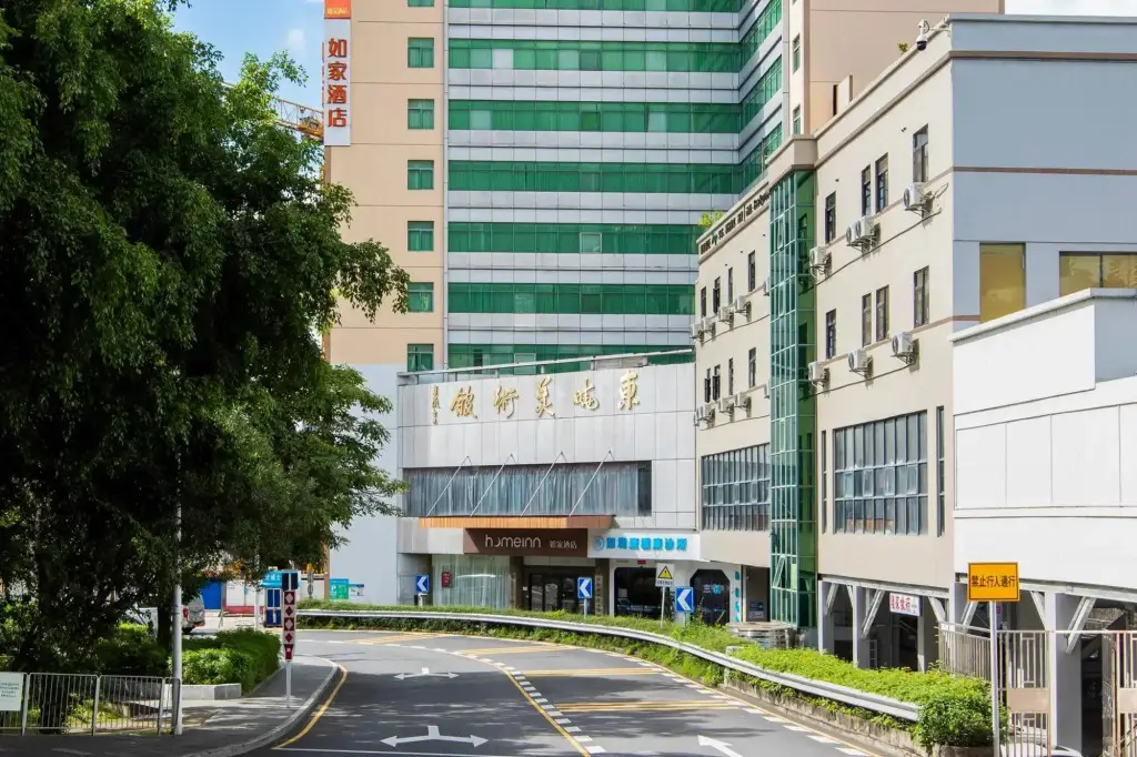 Шэньчжэнь: Home Inn Neo (Shenzhen Caopu Subway Station)