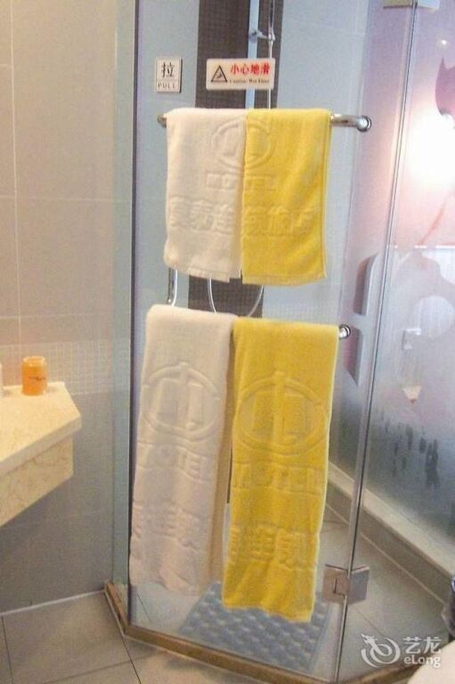Шанхай: Motel 168 Hotel Shanghai Kaixuan Road
