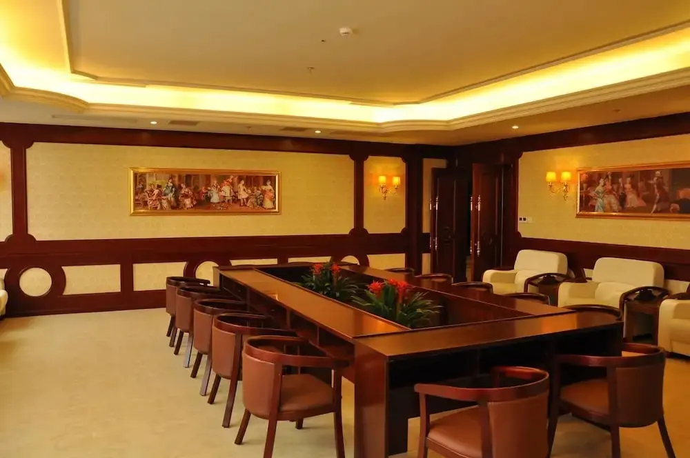 Шанхай: Vienna Hotel Shanghai Fengxian South Bridge Jinhai Road