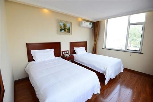 Циндао: Greentree Inn