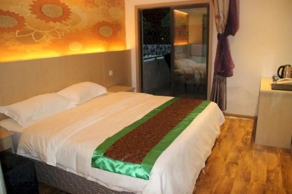 Чэнду: Floral Theme Hotel