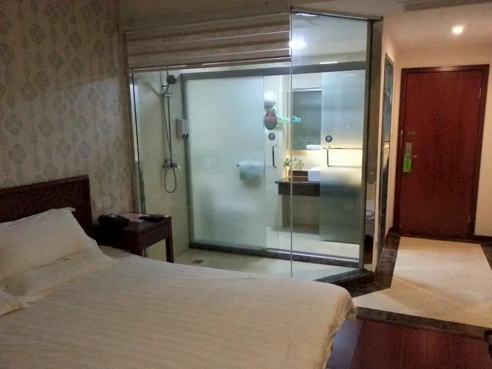Шанхай: Hanting Youjia Hotel( Shanghai Oriental Pearl Hotel)
