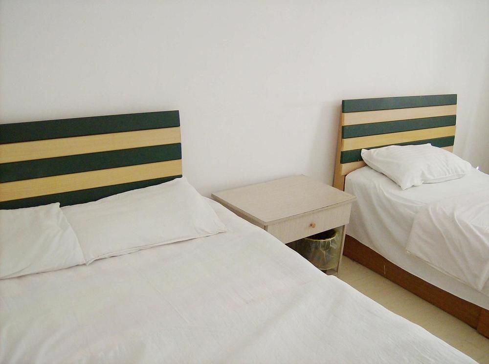 Циндао: Ling Yuan Hotel- Qingdao