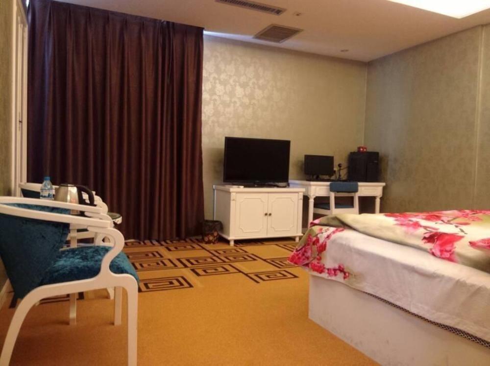 Куньмин: Qing Feng Yu Hai Hotel- Kunming