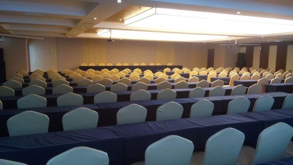Пекин: Jing Tian Ming Tian Hotel