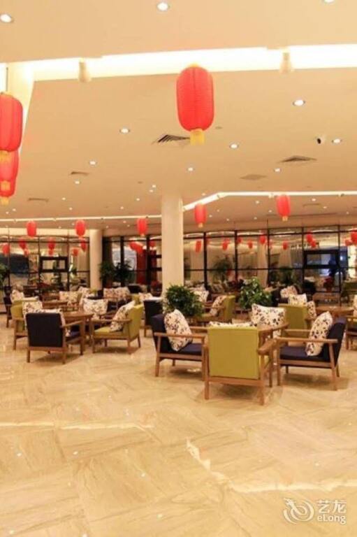 Нанкин: Nanjing Zifeng Suoshi Holiday Hotel