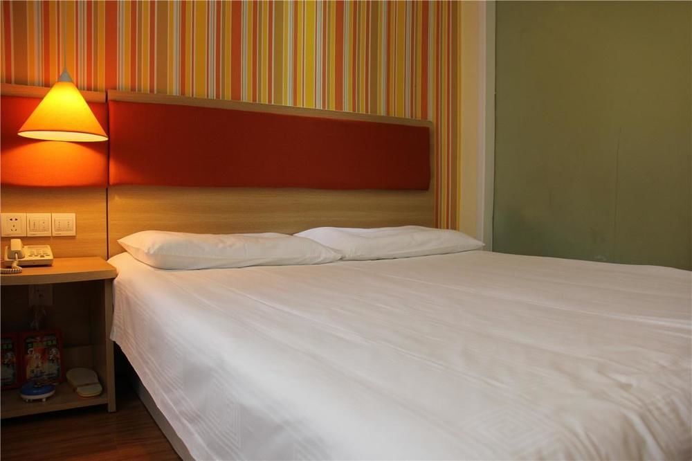 Чэнду: Home Inn Chengdu Kuanzhai Alley New City Square Branch