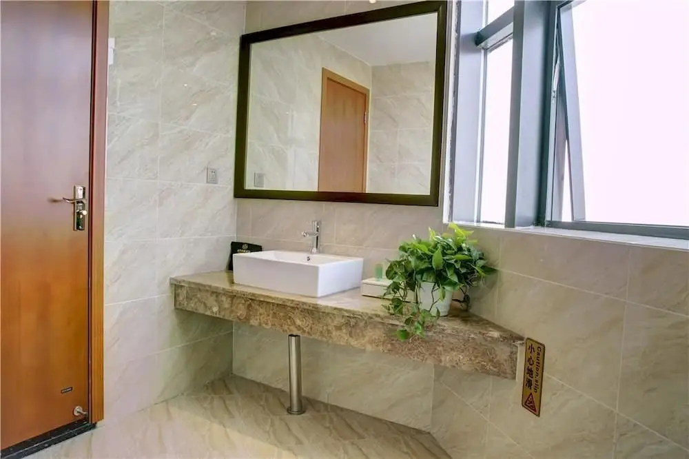 Чэнду: ERA South Atrium Hotel