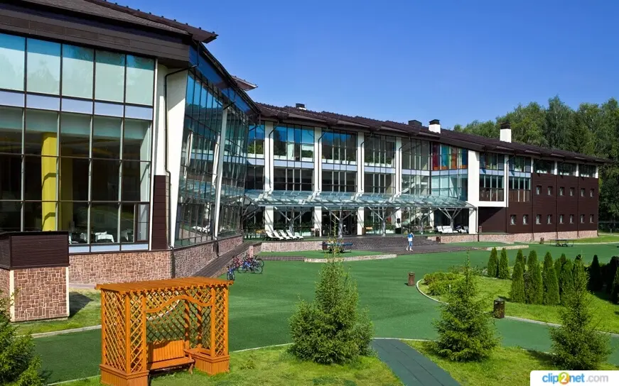 Дорохово: Загородный отель LES Art Resort