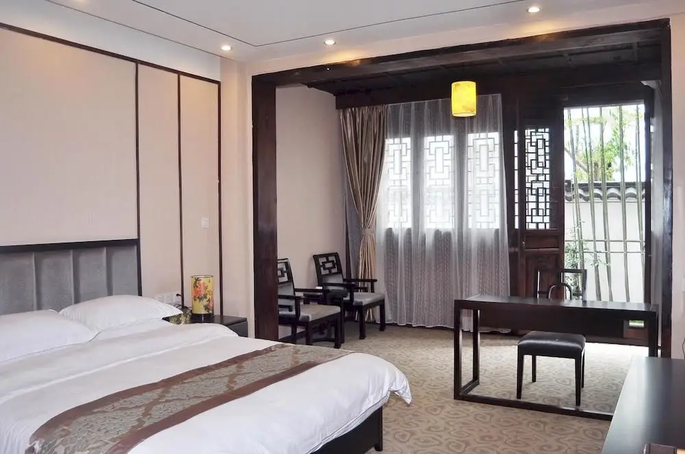 Чэнду: Chengdu Huanglongxi Puyuan Hotel