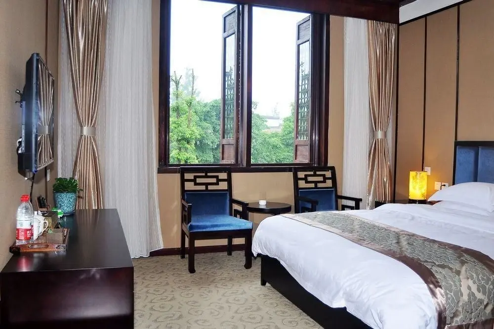 Чэнду: Chengdu Huanglongxi Puyuan Hotel