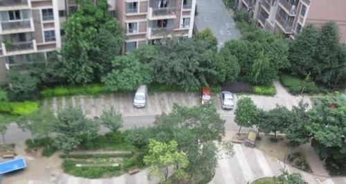 Чэнду: Chengdu Deyuan Apartment