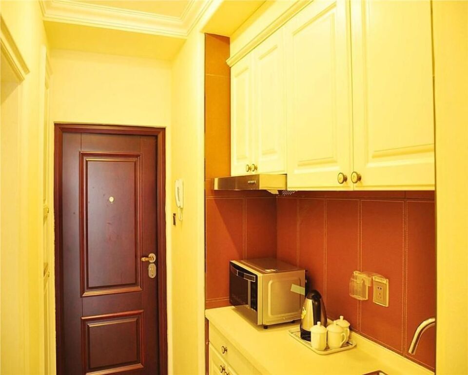 Далянь: Dalian Aiyijia Hotel