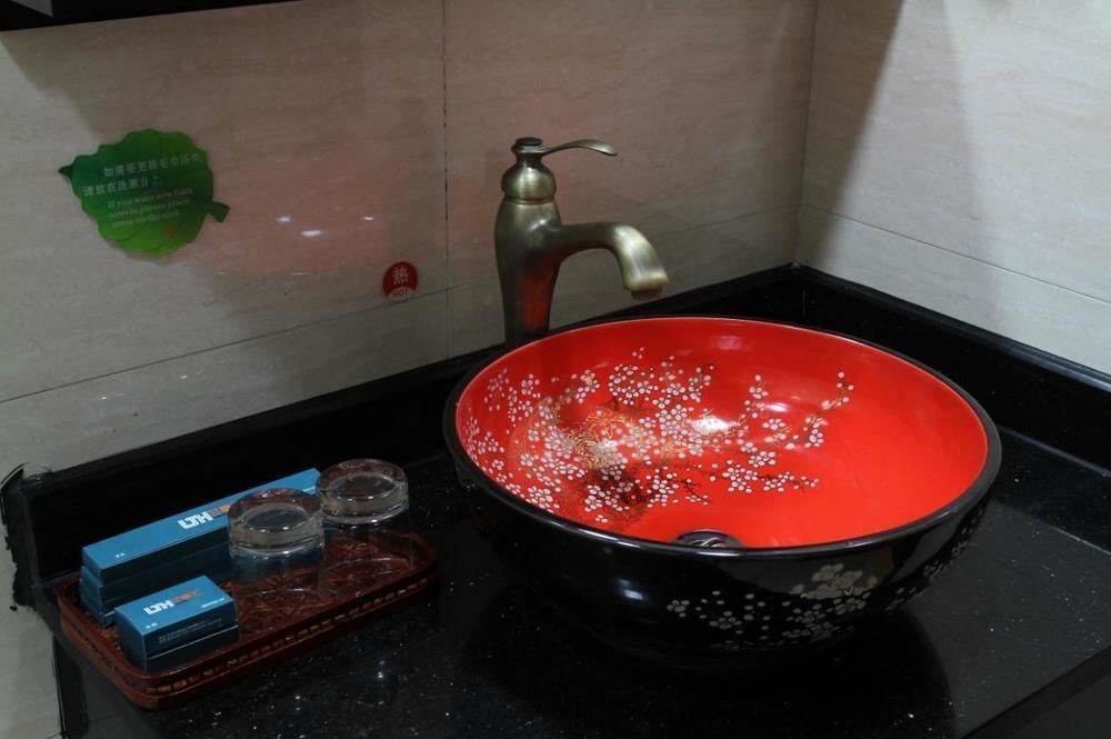 Пекин: Homeinn Selected Hotel (Beijing Tsinghua University Wudaokou Subway Station)
