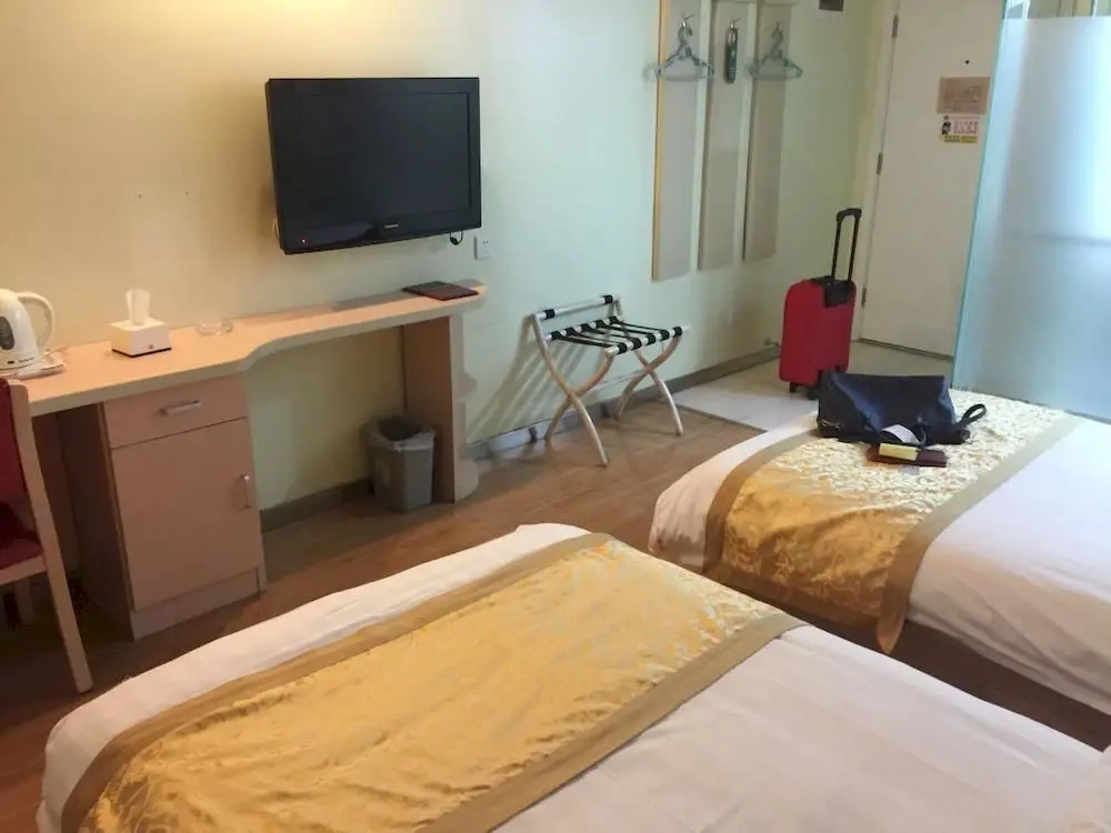 Пекин: Homeinn Selected Hotel (Beijing Tsinghua University Wudaokou Subway Station)