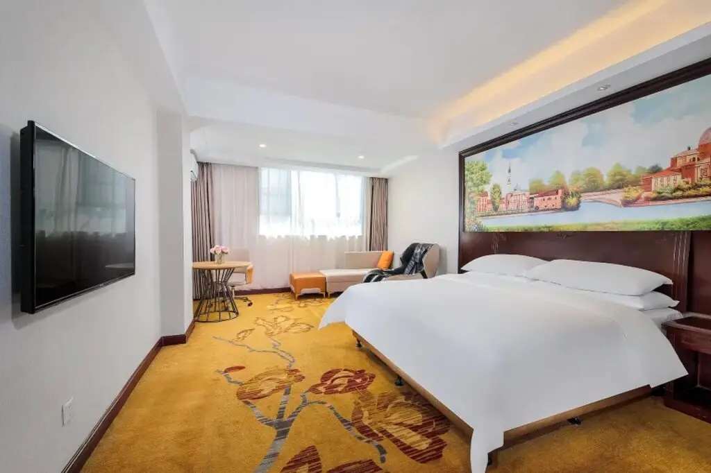Шэньчжэнь: Vienna Hotel Shenzhen Shajing Zhongxin Road