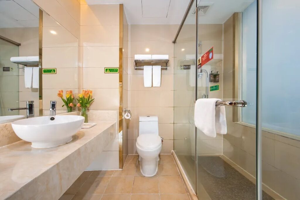 Шэньчжэнь: Vienna Hotel Shenzhen Shajing Zhongxin Road