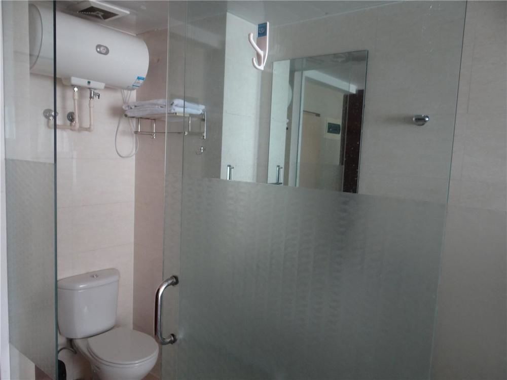 Циндао: Fu Zhi Business Hotel- Qingdao