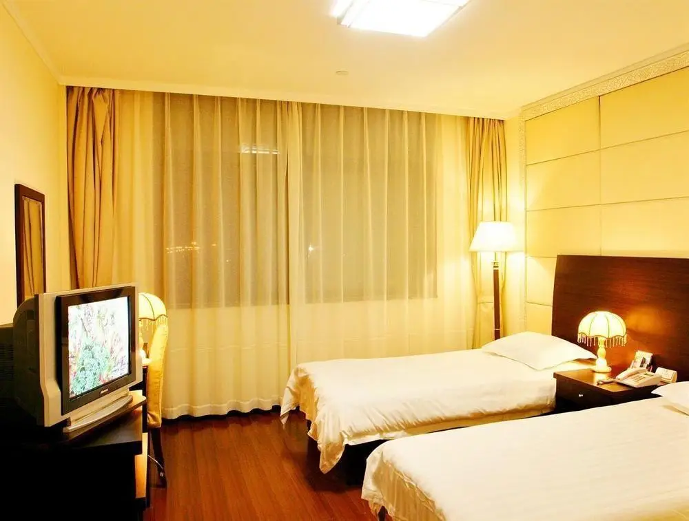 Циндао: Homeintour Hotel
