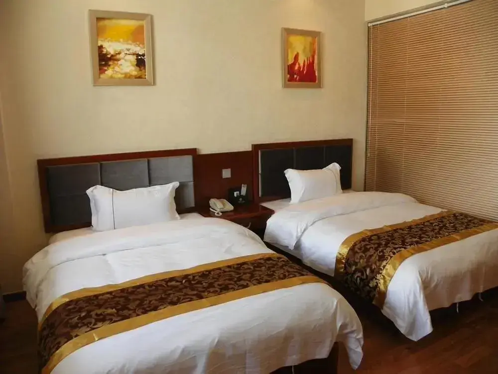 Чэнду: Wuzhou Minren Hotel