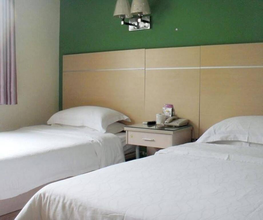 Шэньчжэнь: No. 8 Hotel Chain (Shenzhen Huaqiangbei)