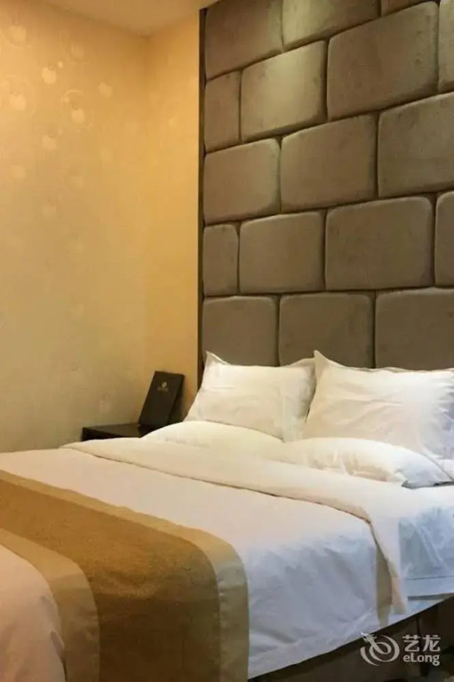 Чэнду: Seine River Leisure Hotel