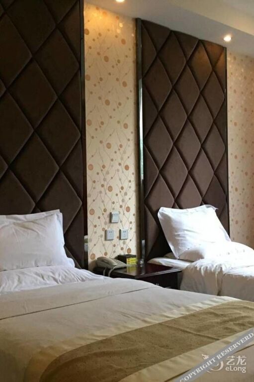 Seine River Leisure Hotel — фото 1