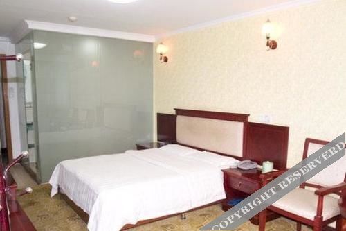Шэньчжэнь: Sanyang Hotel