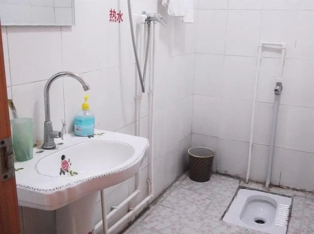 Циндао: Linchengyuan Business Hotel