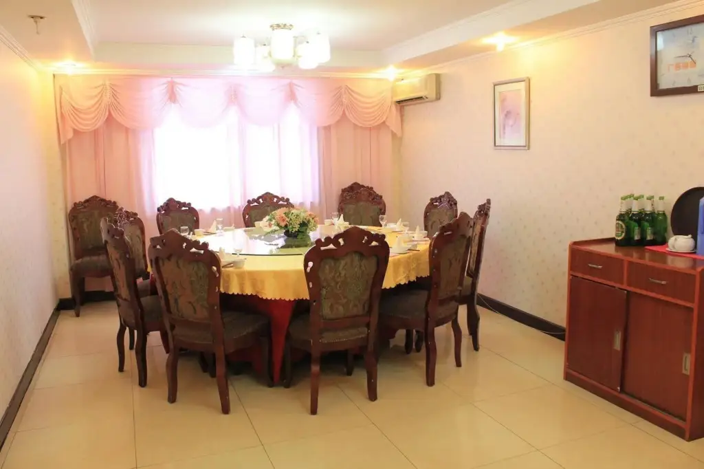 Циндао: Qianshao Hotel Qingdao