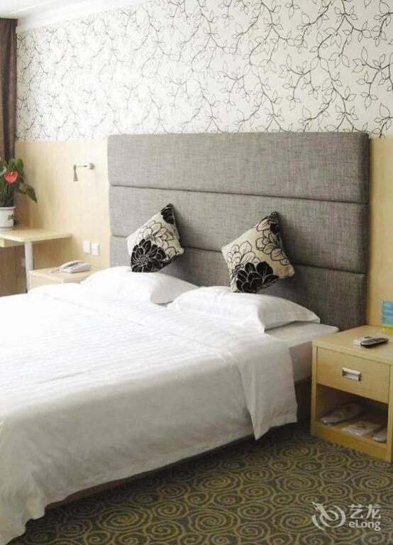 Циндао: Jiaonan Jin Lan Business Hotel