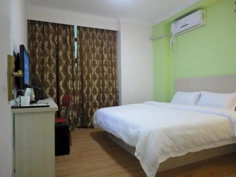 Шэньчжэнь: Qianxi Hotel