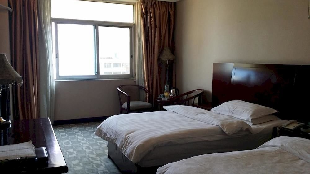 Kunming Dongfanglong Hotel — фото 1