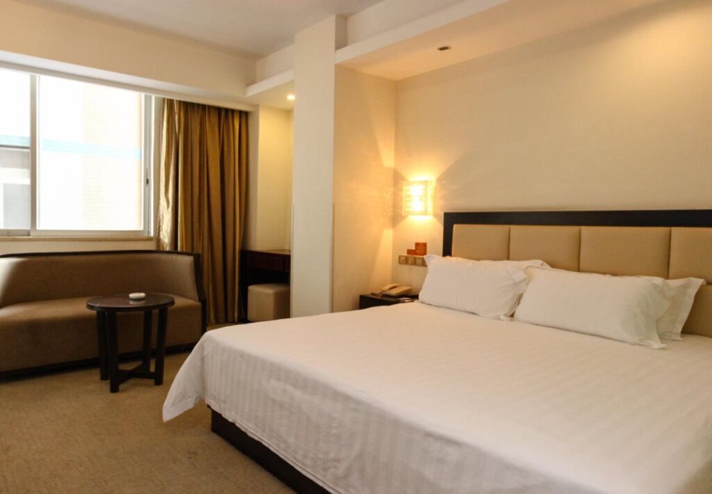 Гуанчжоу: Shenggao Hotel Guangzhou Dongpu Branch