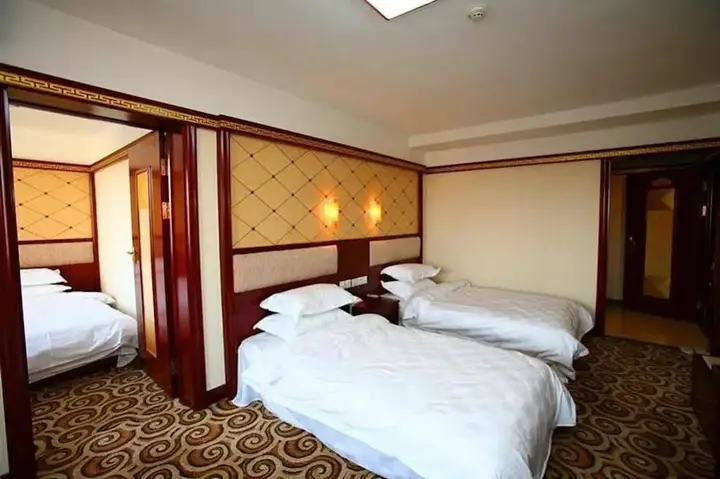 Далянь: Dalian Liulian Hotel