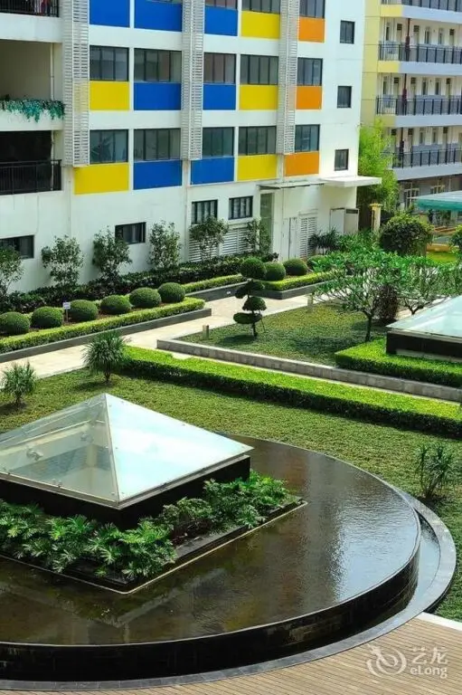 Шэньчжэнь: Yilan Hotel Shenzhen Investment Management Co., Ltd