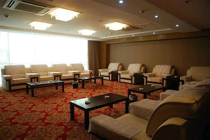 Куньмин: Jihong Molly Hotel