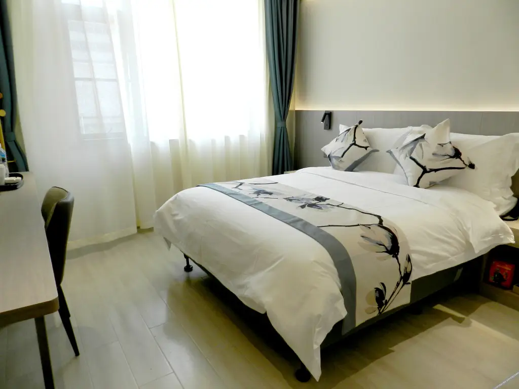 Куньмин: Kunming Guofang Hotel