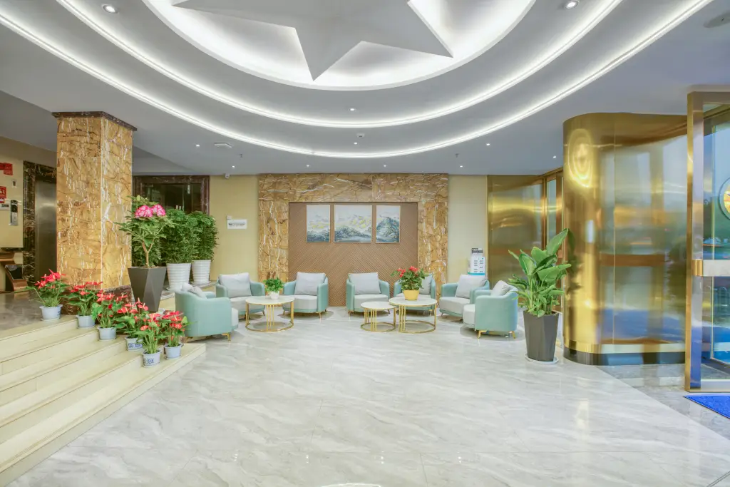 Куньмин: Kunming Guofang Hotel