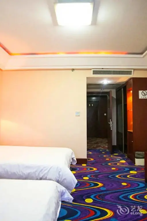 Чаншу: Vienna Hotel