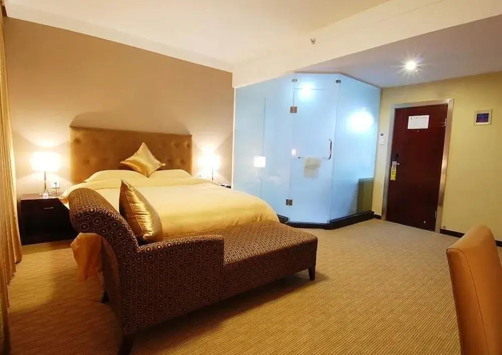 Чэнду: Super 8 Hotel Chengdu Wenshuyuan Subway Station