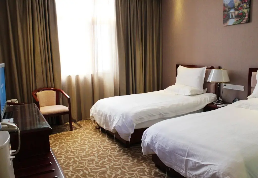 Куньмин: Greentree Inn