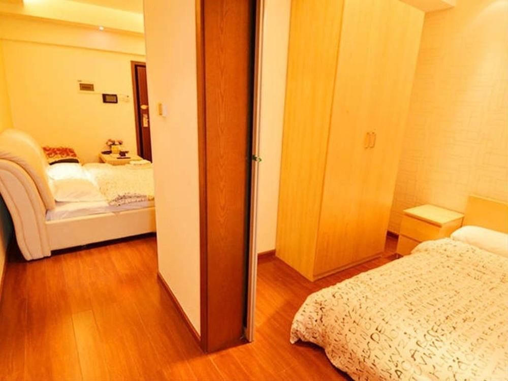 Chengdu Rumengyunjian Hotel Apartment — фото 1