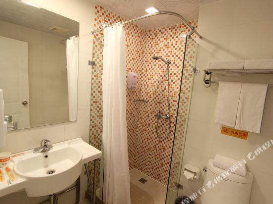 Шэньчжэнь: Home Inn (Shenzhen Longgang Avenue Buji Metro Station)