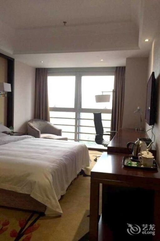 Sansheng Celebrity Boutique Hotel — фото 1