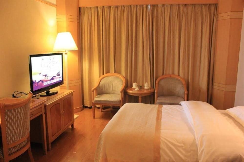 Циндао: Qedz Guest House
