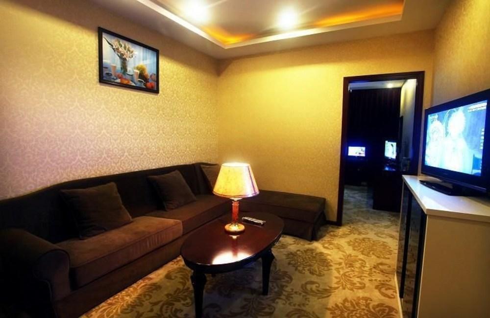 Чэнду: Xinxi Business Hotel